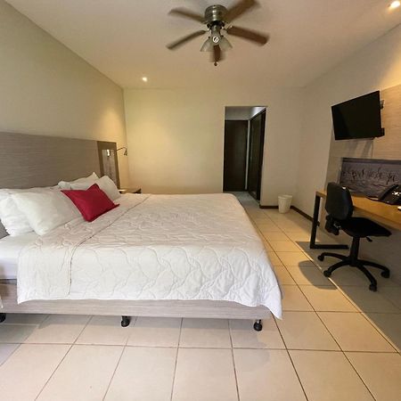 Puerto Azul Hotel Puntarenas Kültér fotó